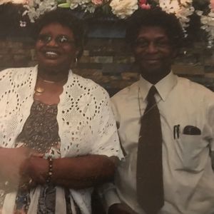 Meet your Posher, Debbi